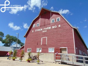 The impressive Tyden No. 6 barn